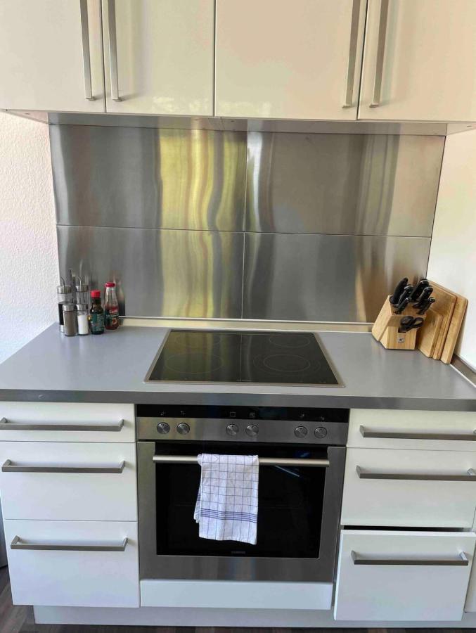 Airport Apartment Fuer 4 - Smart Tv - Kueche - Echarger Amburgo Esterno foto