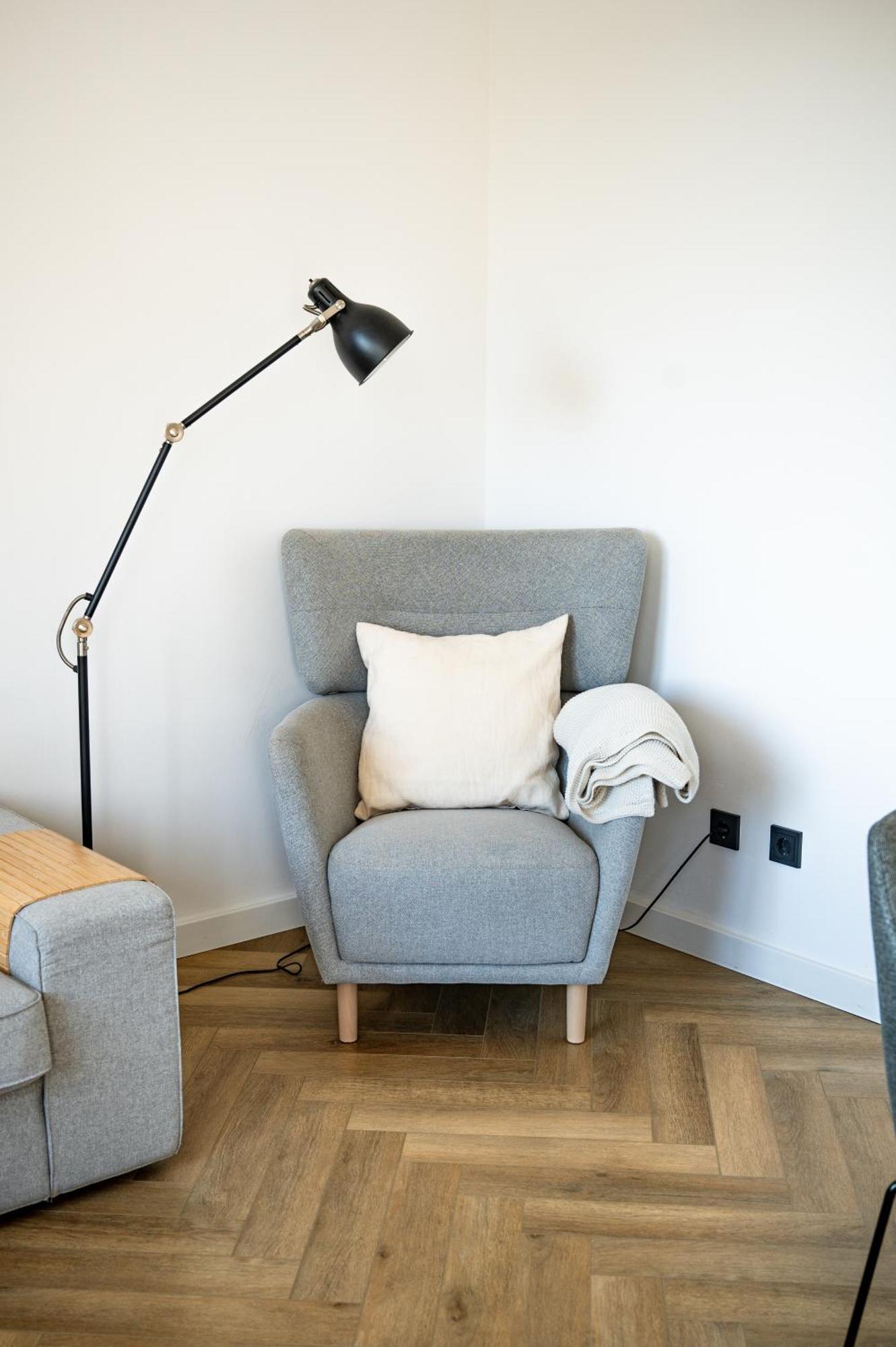 Airport Apartment Fuer 4 - Smart Tv - Kueche - Echarger Amburgo Esterno foto